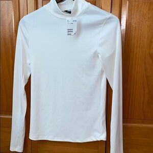 H&M turtle neck